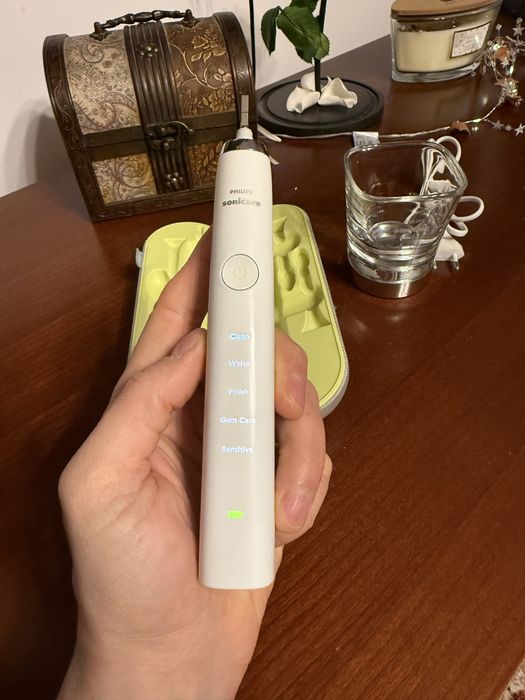 Philips Sonicare DiamondClean (HX9331, Alb)