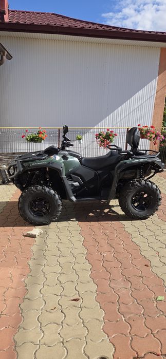 Atv can am autlander 700 ,an 2025