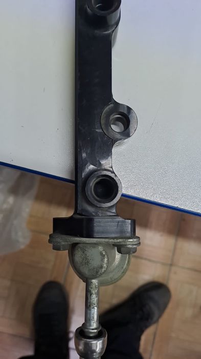 AEM Топливная рейка