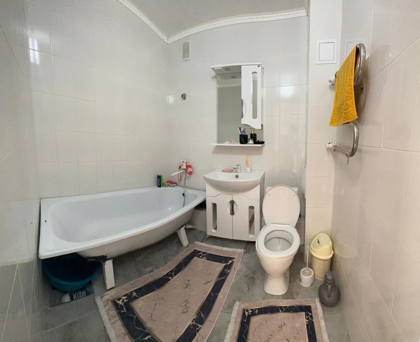 Продам 2 ком квартиру