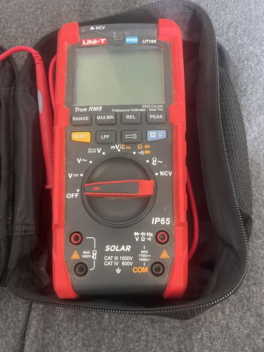 Multimeter Solar UT196 UNI-T