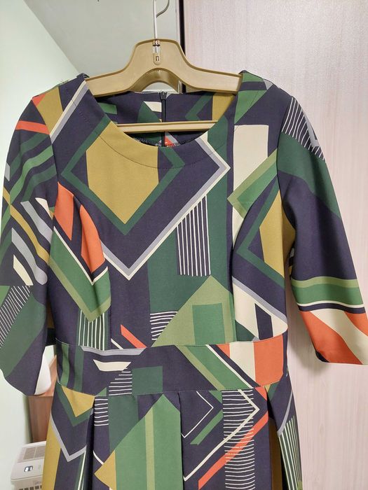 Свежи пъстри рокли