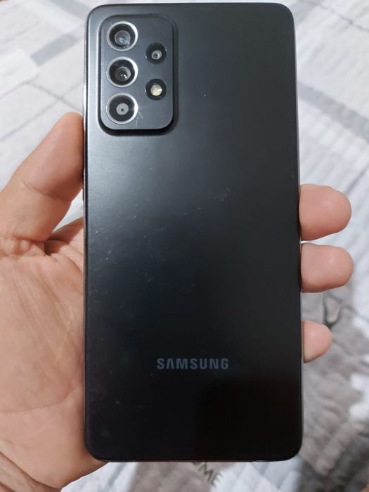 Самсунг А52 (4/128)