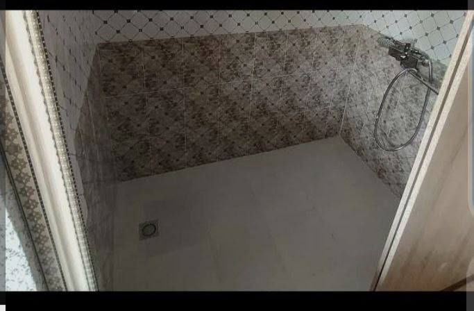 Абай 33 да янги уй сотилади СРОЧНО!!!