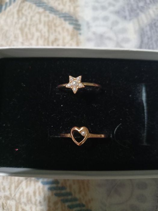 Два миленьких колечка