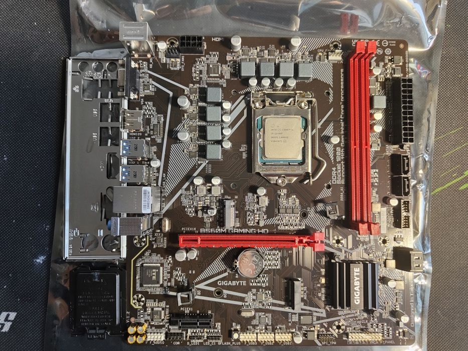 Материнская плата Gigabyte B560M/I5-11400F