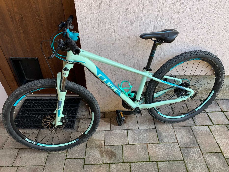 Bicicleta CUBE ACID Race 260