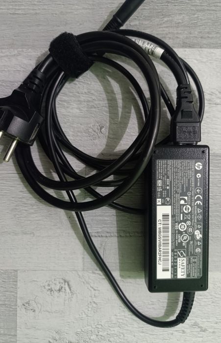 Dezmembrez / Vand Laptop HP Compaq CQ57 (functional)