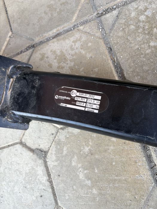 Теглич за bmw f20