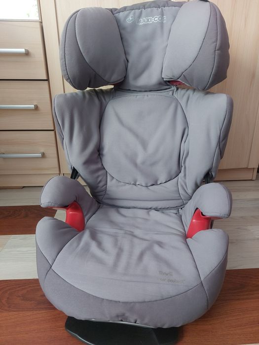 Столче за кола maxi cosi