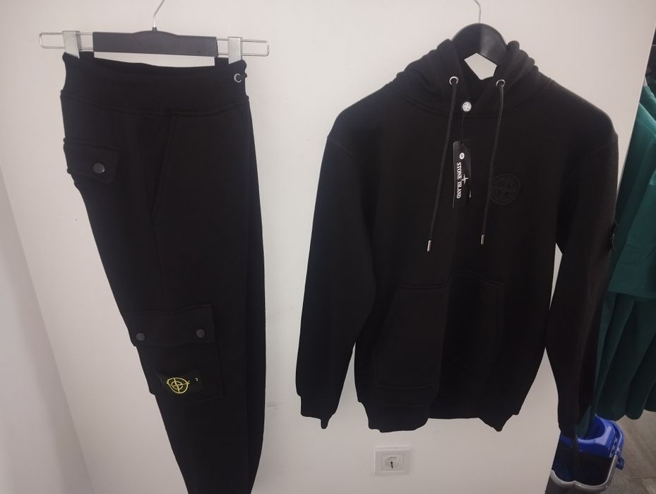 Stone Island  Суичъри,ветровки,екипи!