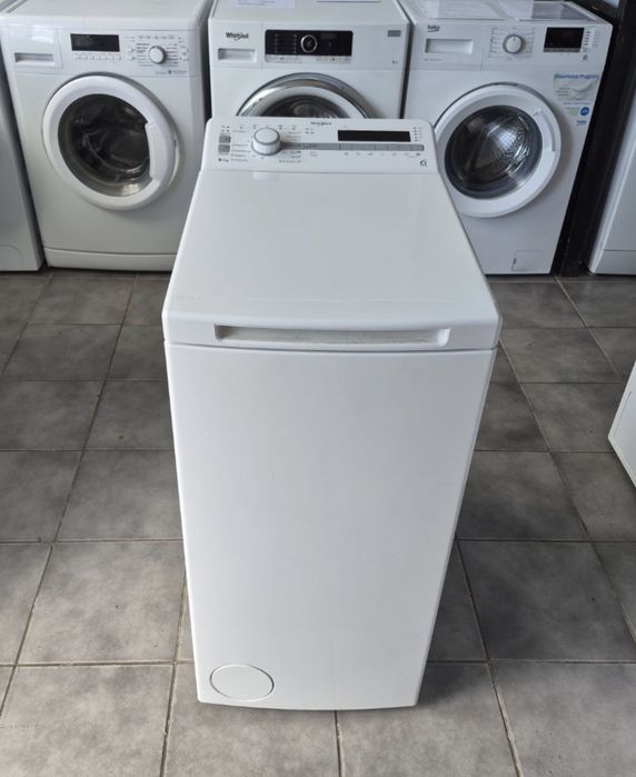 Masina de spalat rufe Whirlpool.  Cu deschidere verticală.