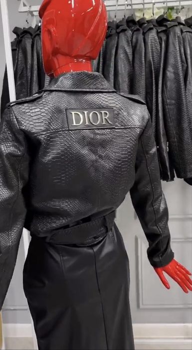 Коженая куртка Питон