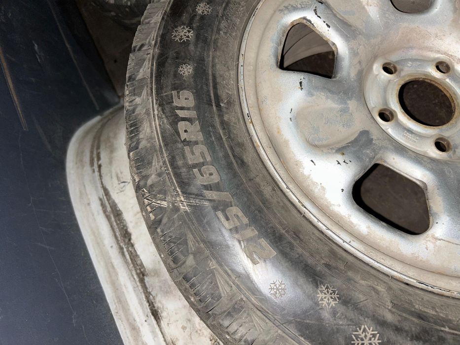 продаю шины б/у