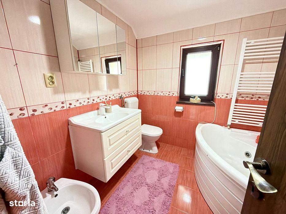 Vila P + M, 2009, teren 1000 mp, mobilată, Siretu - Saucesti