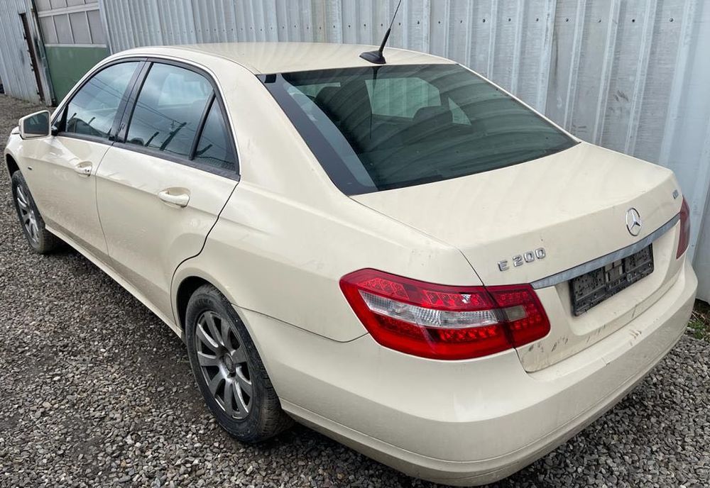 Dezmembrări Mercedes E class 212, 2012 motor 2.2 euro 5