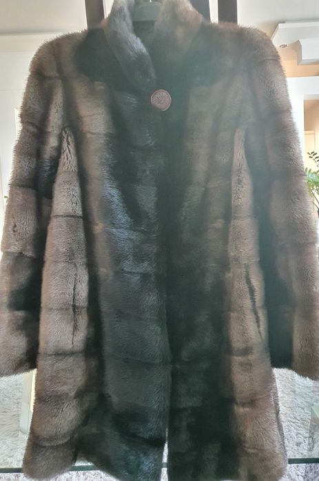 Продам Шубу  норки.