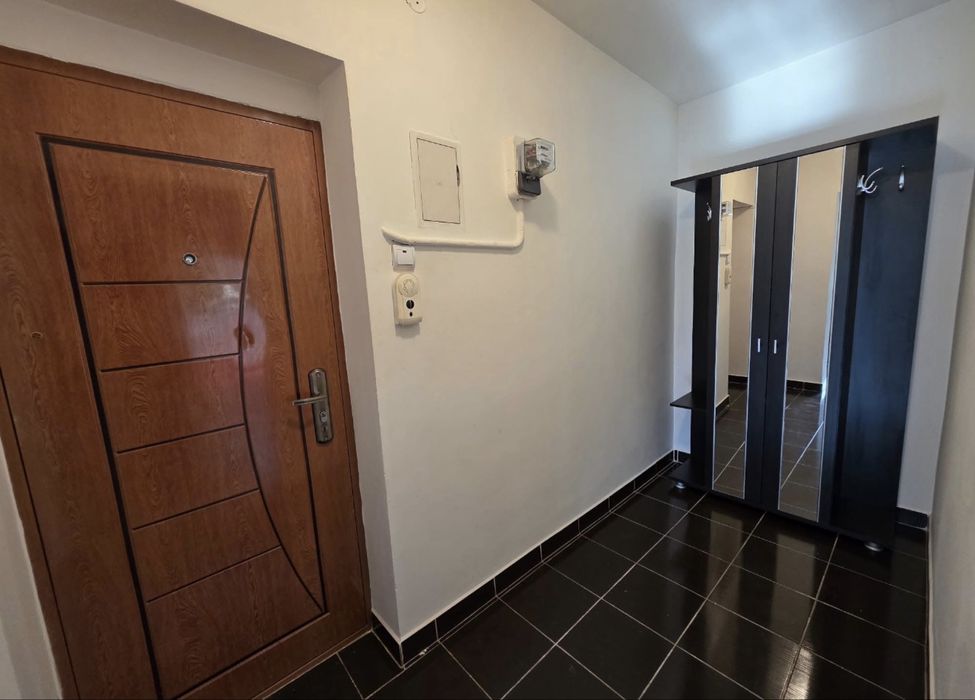 Inchiriez apartament 2 camere progresul