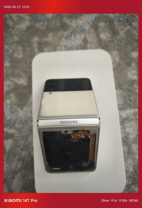 Samsung galaxy Z flip 3 5G