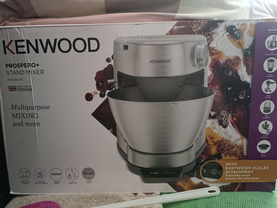 Kenwood Oshxona kombayni to'liq komplekt pul juda zarligi uchun sotvom