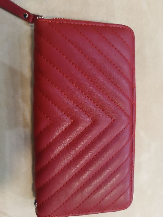 Дамски портмонета три броя