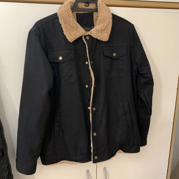 Мъжко яке размер М / чисто ново