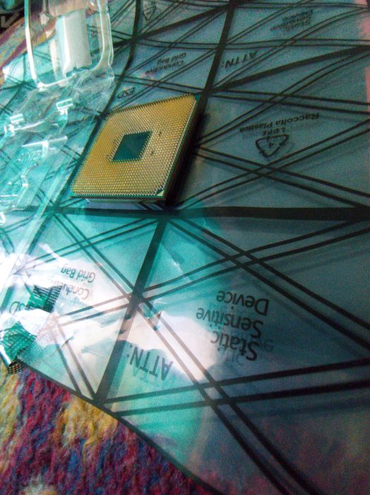 Procesor AMD Ryzen 3100 ,nou !