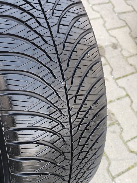 225 60 18 Yokohama