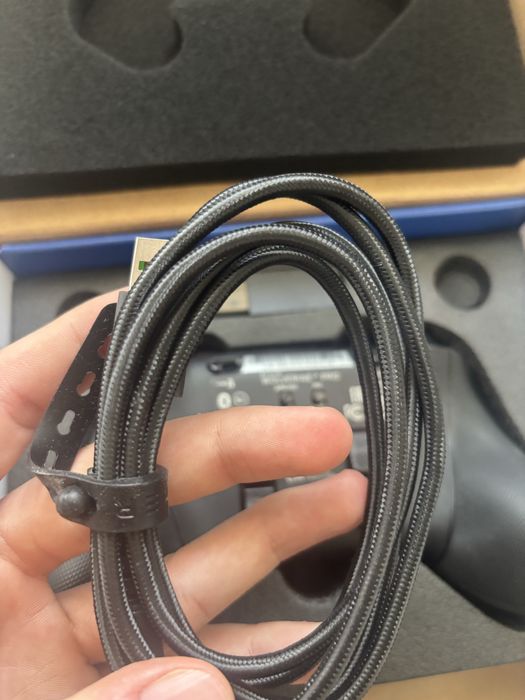 Джойстик Razer Wolverine v2 Pro
