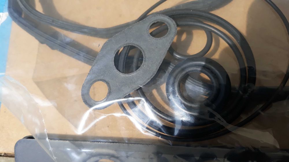 DAF 45,180 Гарнутира за глава, тръба за високо налягане, компресор