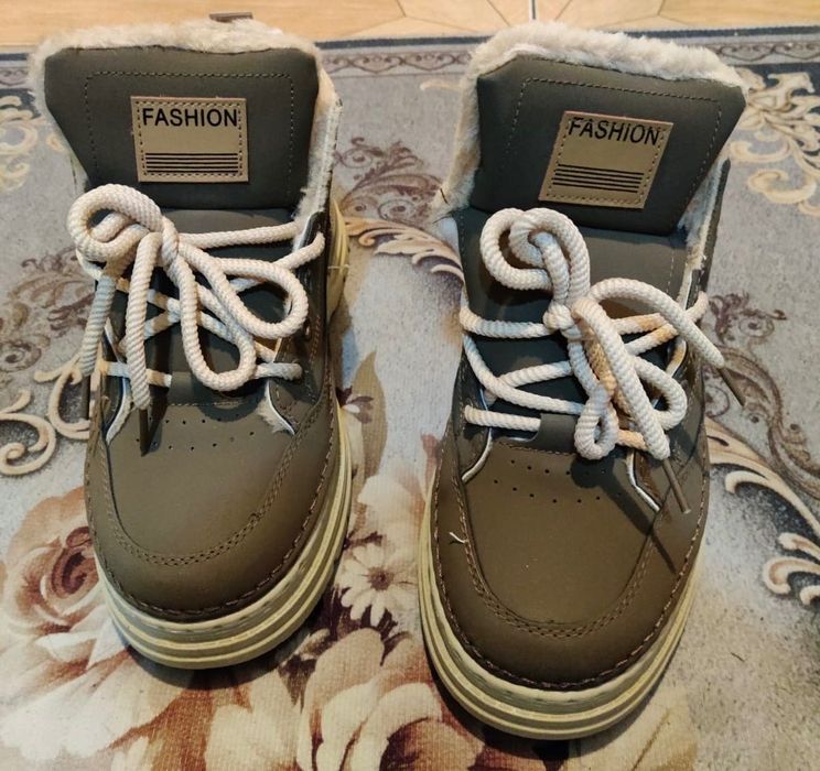 Кроссовка ерлердің