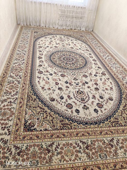 Кілем жақсы жағдайда көлемі 3×5