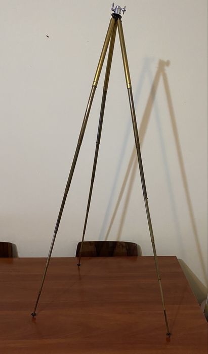 Trepied telescopic pentru aparat foto