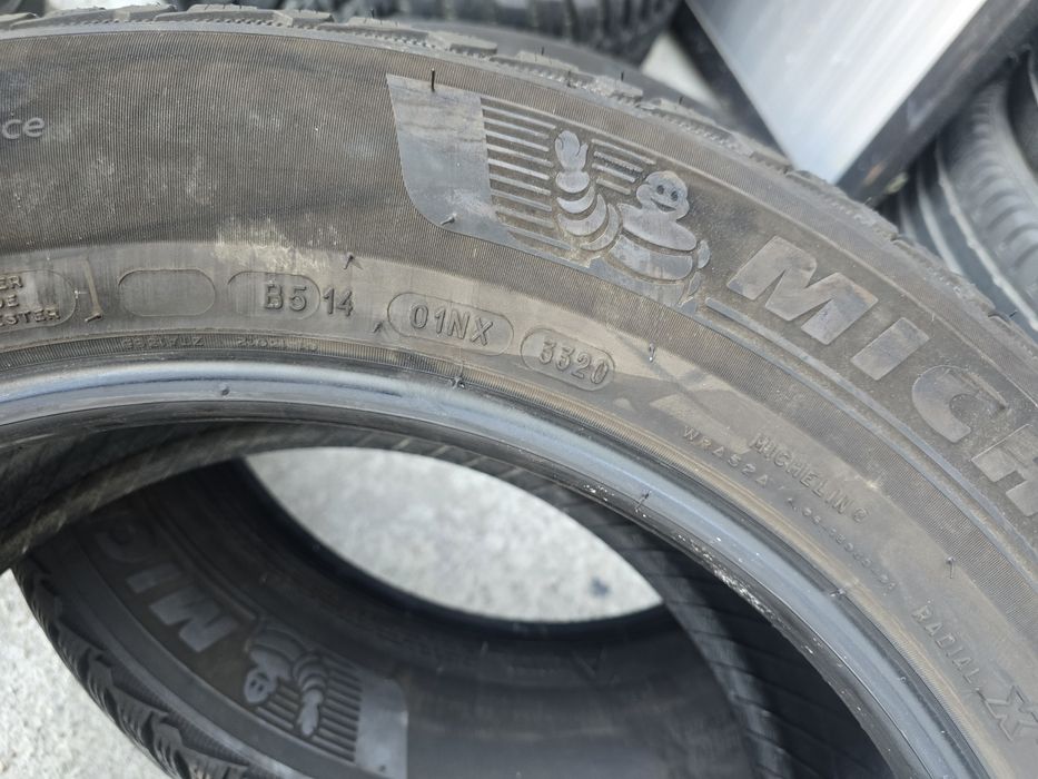 4 Броя 225/60/18 Michelin 2x8mm 2x7mm 1x22 1x20 2x19dot