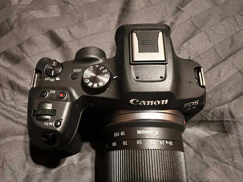 Canon EOS R7 комплект.