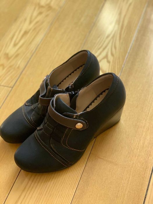 Туфли женские коричневые