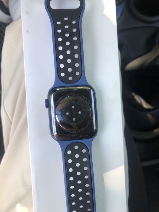Iwatch 6 44 mm 32 GB full complekt