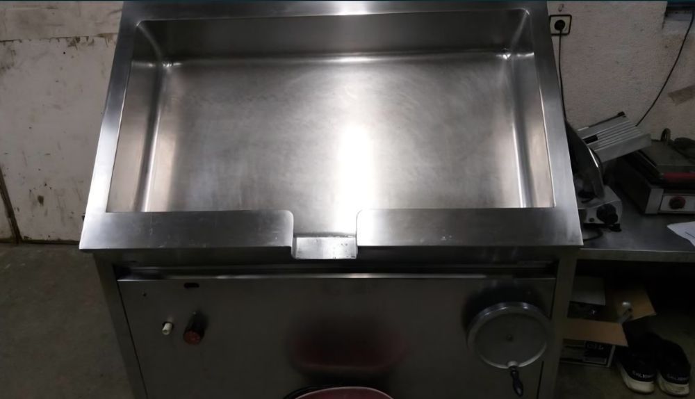 Промоция! Газов обръщателен тиган (пържолник)