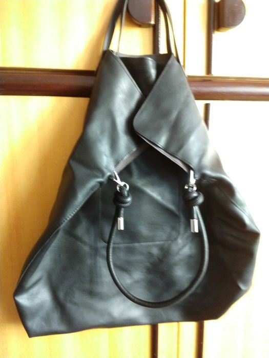 Елегантна нестандартна дамска чанта + мини несесесер