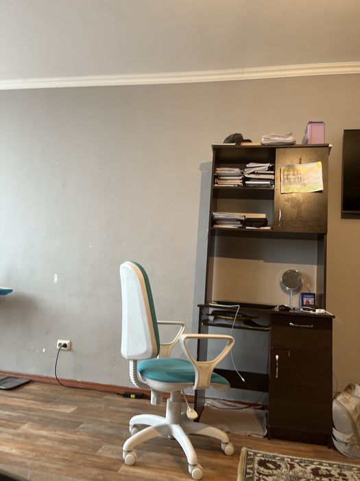 Стол для учебы .