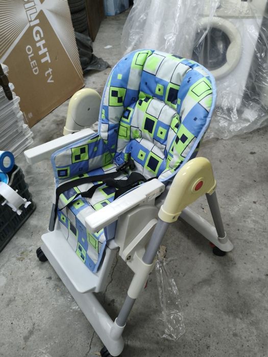 Стол за хранене за дете