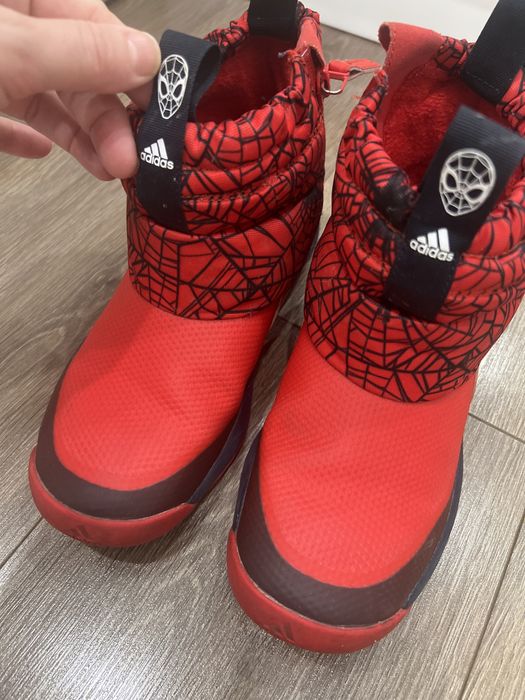 Сапожки adidas spider man marvel