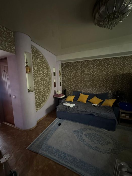 Продам двух комнатную квартиру