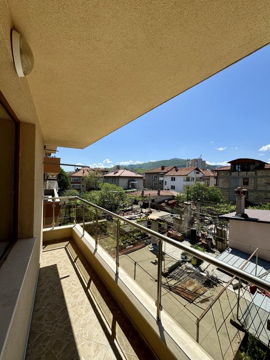 Дава се под наем Двустаен апартамент в Асеновград - 70 кв.м за 357 € - Снимка #7