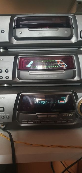Sony Panasonic technics pioneer cat