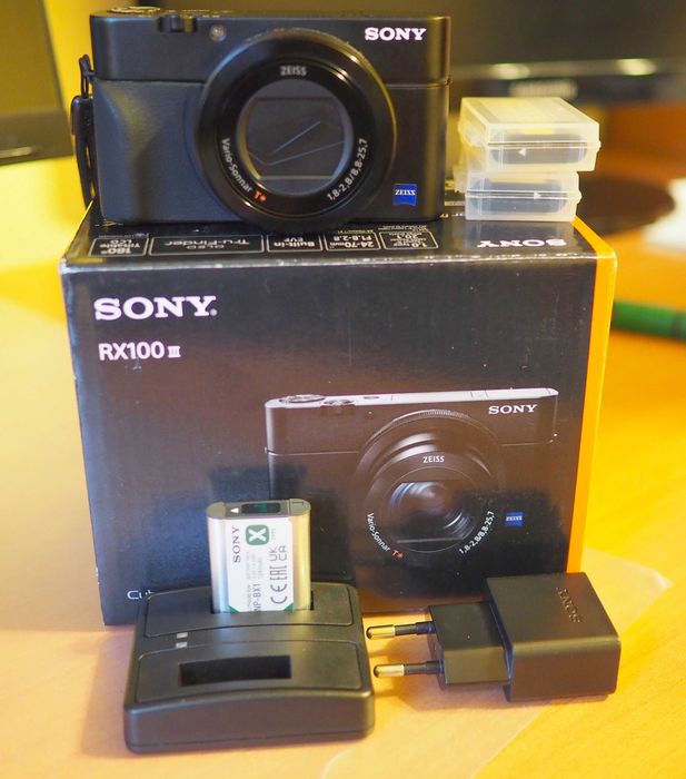 Sony RX100 iii camera compacta premium