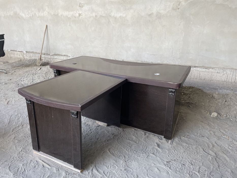 Директорский стол