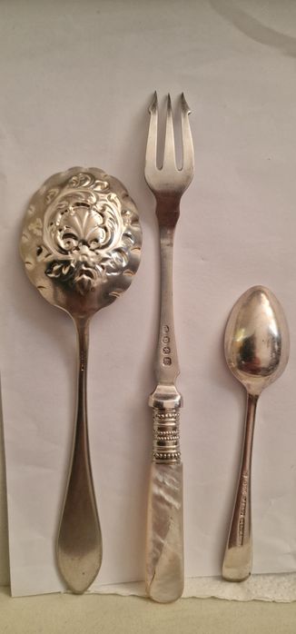 Tacâmuri din argint  marcat (925)