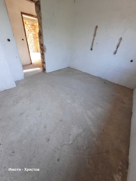 Продава се Къща в с. Златна нива, Област Шумен - 122 кв.м за 285 €/кв.м - Снимка #6