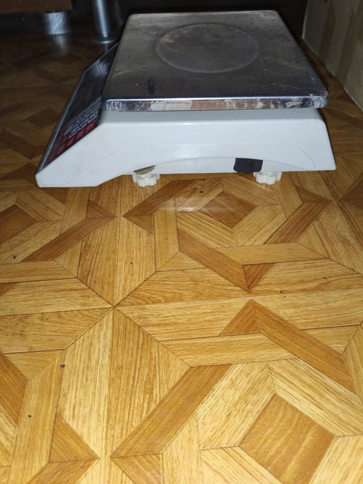 Продаются весы электронные